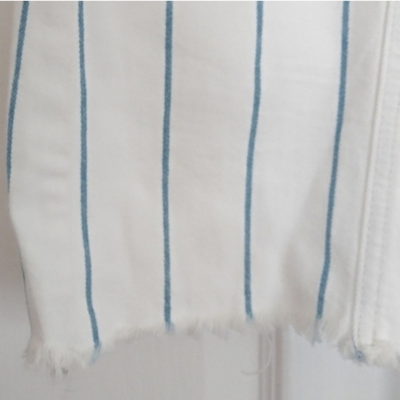 American Eagle High Rise Stretch White Mini Stripe Denim Skirt Size 2 Beach new - Picture 4 of 6